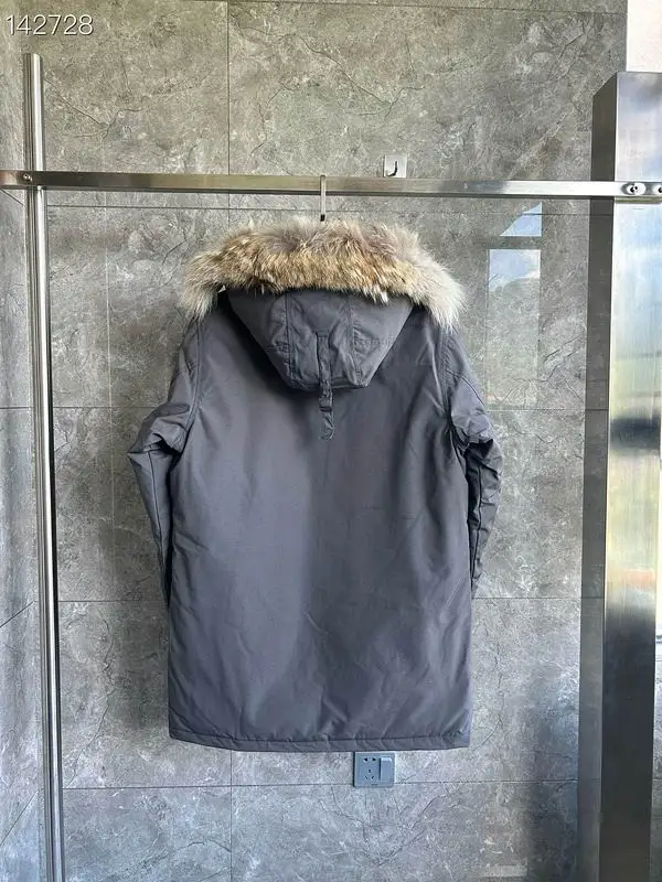 Canada Goose M-2XL 26yr42 (9)
